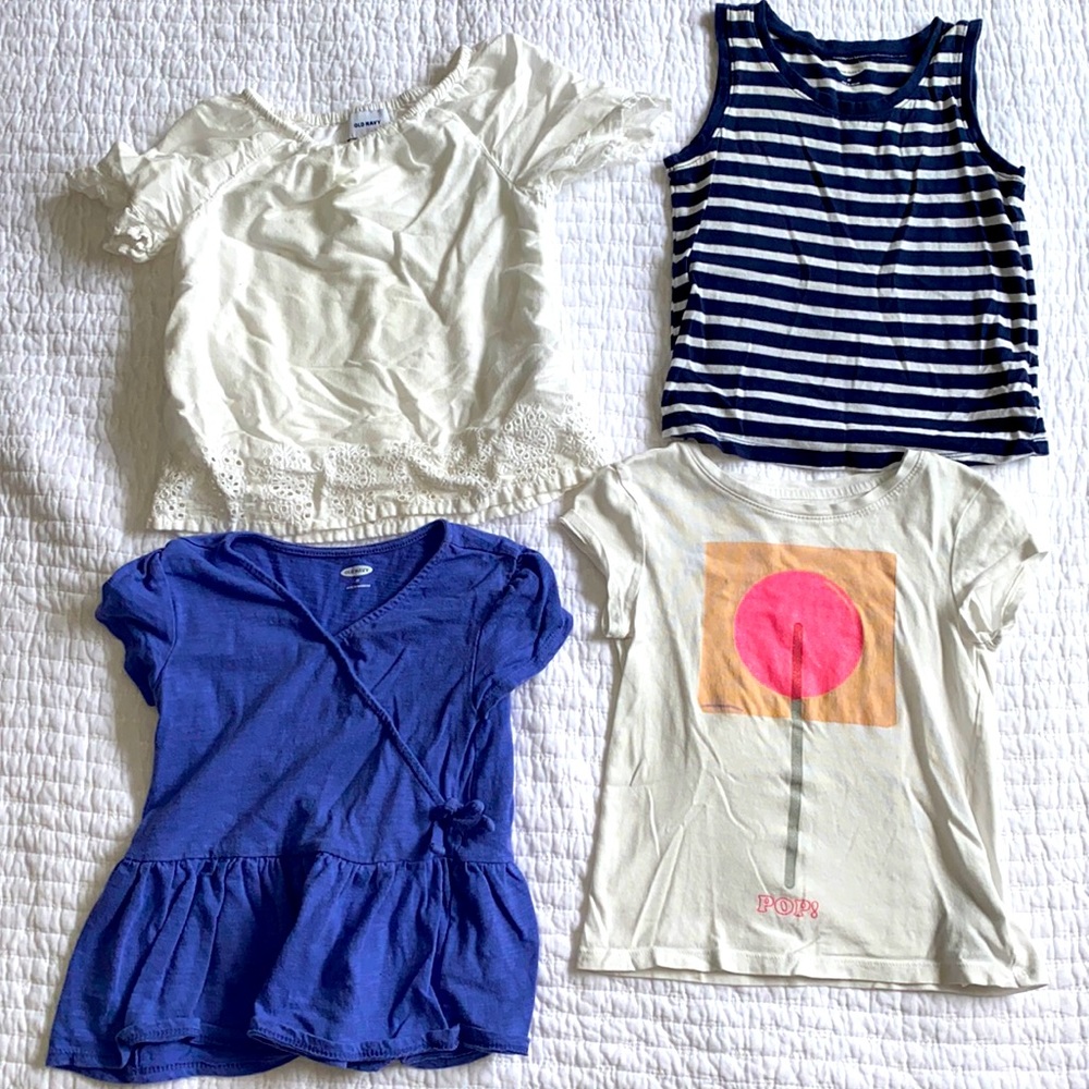 Lot of 4 gap/old navy 4t shirts